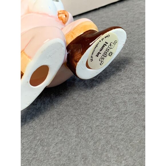 Danbury Mint Ham-et Pig Figurine with Cap - Picture 3 of 12